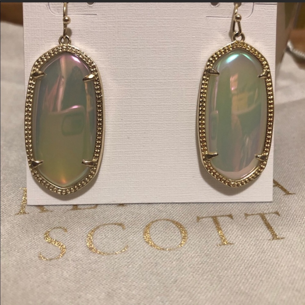 ISO iridescent agate Kendra Scott